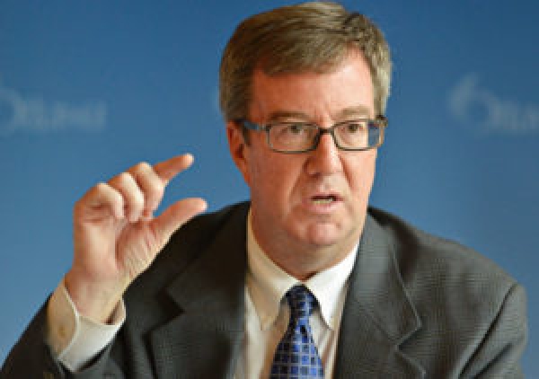 Canada : Ottawa Mayor Jim Watson should not be welcome at Labour Day