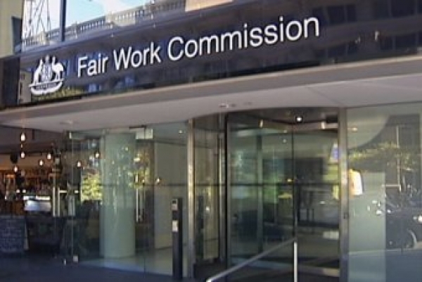 Australia : Future of Sunday penalty rates still hangs in the balance