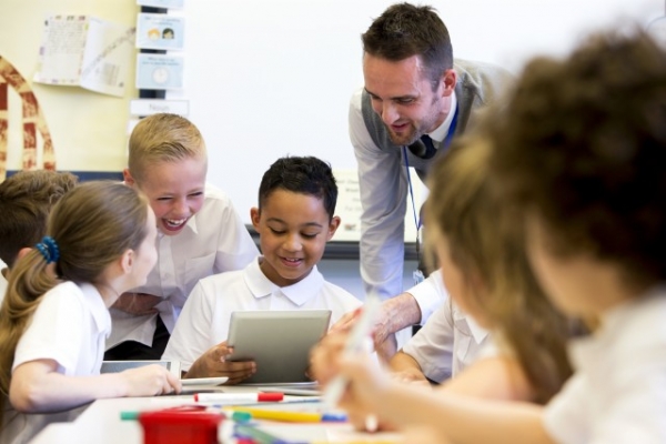 USA : NLRB Says Charter School Teachers Are Private Employees and Can Organize