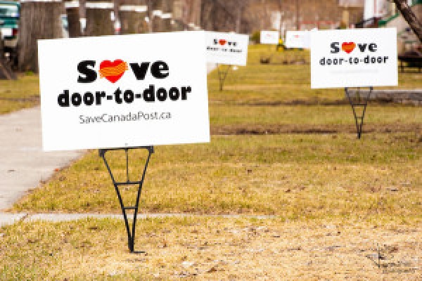 Canada : The crooked intentions of Canada Post