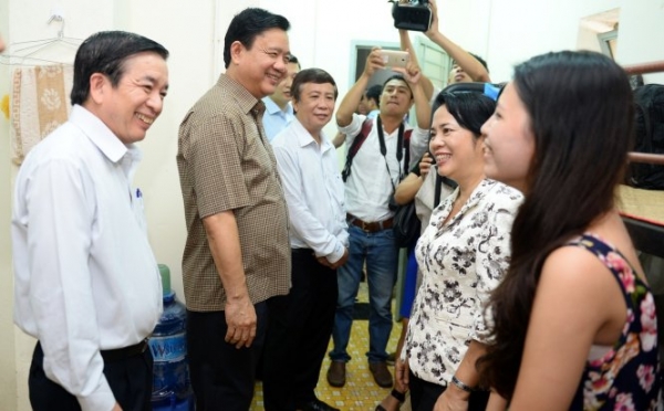 Vietnam :  Ho Chi Minh City party chief encourages labor unions to stage strikes