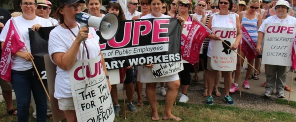 Canada : Talks To End Library Workers Strike Break Off