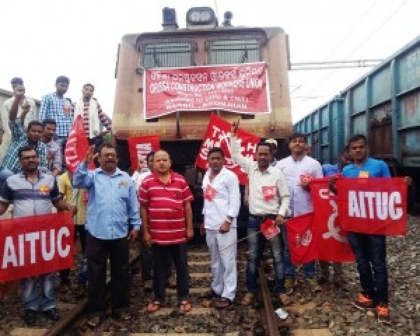 India : Trade Unions leaders of the CPI, CPM, CPI(ML), SUCI and Forward Bloc are extending their support to the national strike