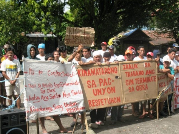 Philippines : Negros sugar mill workers show sorry state of contractual workers