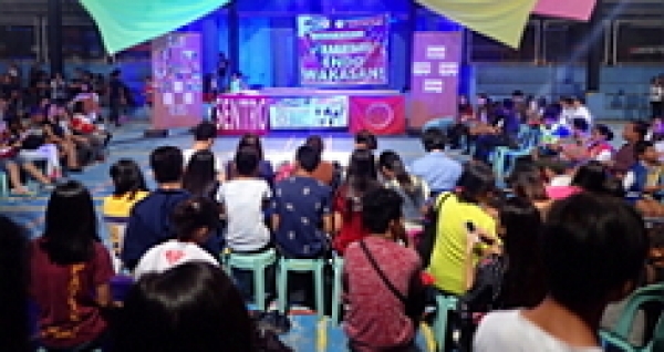 Philippines : Fast food workers in the Philippines fight for new laws to combat precarious work